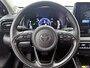 Toyota Yaris 1.5 Hybrid 115 Dynamic Comfort Pack | BTW voertuig | Dealer Onderhouden | Dodehoek detectie | Stoel+Stuurverwarming | Parkeersensoren voor+achter | Draadloze telefoonlader | Apple CarPlay/Android Auto |