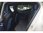Volvo EX30 Single Motor Extended Range Plus Europa 69 kWh | Harman Kardon Soundbar | Adaptieve Cruise Control | Google Navigatie | Elektrische voorstoelen met Memory | Climate Pack | Parkeersensoren voor en achter | Parkeercamera achter |