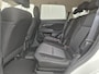 Mitsubishi Outlander 2.4 PHEV Intense / Dealer onderhouden / 8 jaar Garantie / Afneembare Trekhaak / 1500kg Trekgewicht / All season banden / Navigatie via Apple Carplay of Android Auto / Achteruitrijcamera / Stoelverwarming / Cruise control / Keyless Entry/Start /