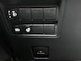 Toyota Yaris 1.5 Hybrid 115 Dynamic Comfort Pack | BTW Voertuig | Dodehoek detectie | Stoel+stuurverwarming | Parkeersensoren voor+achter | Draadloze telefoonlader | Apple CarPlay/Android auto |