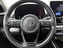 Toyota Yaris 1.5 Hybrid 115 Dynamic Comfort Pack | BTW Voertuig | Dodehoek detectie | Stoel+stuurverwarming | Parkeersensoren voor+achter | Draadloze telefoonlader | Apple CarPlay/Android auto |
