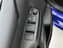 Toyota Yaris 1.5 Hybrid 115 Dynamic Comfort Pack | BTW Voertuig | Dodehoek detectie | Stoel+stuurverwarming | Parkeersensoren voor+achter | Draadloze telefoonlader | Apple CarPlay/Android auto |