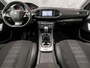 Peugeot 308 1.2 PureTech Allure (PANORAMADAK, 1e EIGENAAR, APPLE CARPLAY, LEDER, GROOT NAVI, SPORTSTOELEN, GETINT GLAS, CRUISE, NIEUWE APK, NIEUWSTAAT)