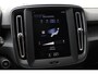 Volvo XC40 1.5 T2 Momentum Core | Bluetooth telefoonvoorbereiding | Bots waarschuwing systeem | Buitenspiegels elektrisch verstel- en verwarmbaar | Keyless entry/start | Cruise control | Lederen & stof bekleding | Lendesteunen (verstelbaar) | Start/stop systeem | Voorstoelen in hoogte verstelbaar