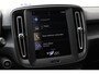 Volvo XC40 1.5 T2 Momentum Core | Bluetooth telefoonvoorbereiding | Bots waarschuwing systeem | Buitenspiegels elektrisch verstel- en verwarmbaar | Keyless entry/start | Cruise control | Lederen & stof bekleding | Lendesteunen (verstelbaar) | Start/stop systeem | Voorstoelen in hoogte verstelbaar