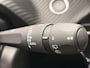 Peugeot e-2008 EV Allure 50 kWh | Parkeersensoren | Apple Carplay & Android Auto | Navigatie | Cruise Control | Climate Control |