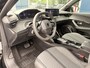 Peugeot e-2008 EV Active Pack 50 kWh | Parkeersensoren | Apple Carplay & Android Auto | Navigatie | Cruise Control | Climate Control |