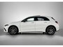 Mercedes-Benz A-klasse 250 e Business Solution AMG | AMG Line Plus pakket | Memorypakket voorstoelen | Panoramaschuifdak | Head-up display | 360° camera | AMG Line Plus pakket | Memorypakket voorstoelen | Panoramaschuifdak | Head-up display | 360° camera |