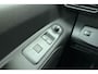 Peugeot Partner 1.5 BlueHDI 100pk Asphalt Long L2 | Laadvloer + Binnenbetimmering l Achteruitrij camera l DAB+ l Apple Carplay & Android Auto l Cruise Control l Airconditioning l Armsteun Voor