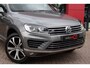 Volkswagen Touareg 3.0 TDI V6 R-line | Luchtvering | Panoramadak | 360* Camera | Leder | Trekhaak |