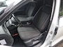 Volkswagen T-Roc 1.5 TSI Style Navi / Clima / Handgesch / Dealer onderhouden BTW AUTO / 1e eigenaar / 150PK!