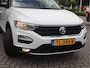 Volkswagen T-Roc 1.5 TSI Style Navi / Clima / Handgesch / Dealer onderhouden BTW AUTO / 1e eigenaar / 150PK!