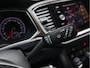 Volkswagen T-Roc 1.5 TSI Style Navi / Clima / Handgesch / Dealer onderhouden BTW AUTO / 1e eigenaar / 150PK!