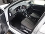 Volkswagen T-Roc 1.5 TSI Style Navi / Clima / Handgesch / Dealer onderhouden BTW AUTO / 1e eigenaar / 150PK!