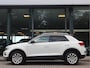 Volkswagen T-Roc 1.5 TSI Style Navi / Clima / Handgesch / Dealer onderhouden BTW AUTO / 1e eigenaar / 150PK!