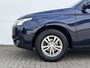 Mitsubishi Outlander 2.0 Business Edition / Trekhaak ( 1600 kg ) / 7-Persoons / volledig Dealer onderhouden /