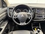 Mitsubishi Outlander 2.0 Business Edition / Trekhaak ( 1600 kg ) / 7-Persoons / volledig Dealer onderhouden /