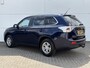 Mitsubishi Outlander 2.0 Business Edition / Trekhaak ( 1600 kg ) / 7-Persoons / volledig Dealer onderhouden /