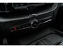 Volvo XC60 2.0 B5 R-Design | Trekhaak | Harman Kardon Audio | DAB | Panoramadak | Achteruitrijcamera | Parkeersensoren | Stoelverwarming | Lederen Bekleding | Elektrische Achterklep | Navigatie | Apple Carplay | Android Auto | BLIS