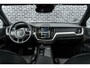 Volvo XC60 2.0 B5 R-Design | Trekhaak | Harman Kardon Audio | DAB | Panoramadak | Achteruitrijcamera | Parkeersensoren | Stoelverwarming | Lederen Bekleding | Elektrische Achterklep | Navigatie | Apple Carplay | Android Auto | BLIS