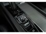 Volvo XC60 2.0 B5 R-Design | Trekhaak | Harman Kardon Audio | DAB | Panoramadak | Achteruitrijcamera | Parkeersensoren | Stoelverwarming | Lederen Bekleding | Elektrische Achterklep | Navigatie | Apple Carplay | Android Auto | BLIS