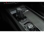 Volvo XC60 2.0 B5 R-Design | Trekhaak | Harman Kardon Audio | DAB | Panoramadak | Achteruitrijcamera | Parkeersensoren | Stoelverwarming | Lederen Bekleding | Elektrische Achterklep | Navigatie | Apple Carplay | Android Auto | BLIS
