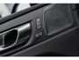 Volvo XC60 2.0 B5 R-Design | Trekhaak | Harman Kardon Audio | DAB | Panoramadak | Achteruitrijcamera | Parkeersensoren | Stoelverwarming | Lederen Bekleding | Elektrische Achterklep | Navigatie | Apple Carplay | Android Auto | BLIS