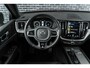 Volvo XC60 2.0 B5 R-Design | Trekhaak | Harman Kardon Audio | DAB | Panoramadak | Achteruitrijcamera | Parkeersensoren | Stoelverwarming | Lederen Bekleding | Elektrische Achterklep | Navigatie | Apple Carplay | Android Auto | BLIS