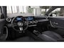Mercedes-Benz A-klasse 180 Business Solution AMG | Night | Panoramadak | Multibeam | Widescreen | Achteruitrijcamera | Sfeerverlichting | Stoelverwarming |