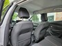 Peugeot e-2008 EV Active Pack 50 kWh SOH 97%! Carplay! NAP! Dealer Onderhouden! Airco/Clima!
