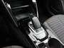 Peugeot e-2008 SUV EV Active 50 kWh 136pk | Navigatie via Apple Carplay / Android Auto | Climate Control | Cruise Control | Parkeersensoren | Bluetooth | DAB+ radio | Keyless start | Automatisch dimlicht | Regensensor | Multifunctioneel lederen stuurwiel | 16" lichtmetalen velgen |