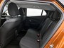Peugeot e-2008 SUV EV Active 50 kWh 136pk | Navigatie via Apple Carplay / Android Auto | Climate Control | Cruise Control | Parkeersensoren | Bluetooth | DAB+ radio | Keyless start | Automatisch dimlicht | Regensensor | Multifunctioneel lederen stuurwiel | 16" lichtmetalen velgen |