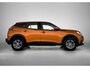 Peugeot e-2008 SUV EV Active 50 kWh 136pk | Navigatie via Apple Carplay / Android Auto | Climate Control | Cruise Control | Parkeersensoren | Bluetooth | DAB+ radio | Keyless start | Automatisch dimlicht | Regensensor | Multifunctioneel lederen stuurwiel | 16" lichtmetalen velgen |