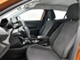 Peugeot e-2008 SUV EV Active 50 kWh 136pk | Navigatie via Apple Carplay / Android Auto | Climate Control | Cruise Control | Parkeersensoren | Bluetooth | DAB+ radio | Keyless start | Automatisch dimlicht | Regensensor | Multifunctioneel lederen stuurwiel | 16" lichtmetalen velgen |
