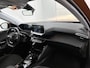 Peugeot e-2008 SUV EV Active 50 kWh 136pk | Accu 90% | Navigatie via Apple Carplay / Android Auto | Climate Control | Cruise Control | Parkeersensoren | Bluetooth | DAB+ radio | Keyless start | Automatisch dimlicht | Regensensor | Multifunctioneel lederen stuurwiel | 16" lichtmetalen velgen |