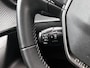 Peugeot e-2008 SUV EV Active 50 kWh 136pk | Accu 90% | Navigatie via Apple Carplay / Android Auto | Climate Control | Cruise Control | Parkeersensoren | Bluetooth | DAB+ radio | Keyless start | Automatisch dimlicht | Regensensor | Multifunctioneel lederen stuurwiel | 16" lichtmetalen velgen |