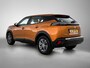 Peugeot e-2008 SUV EV Active 50 kWh 136pk | Navigatie via Apple Carplay / Android Auto | Climate Control | Cruise Control | Parkeersensoren | Bluetooth | DAB+ radio | Keyless start | Automatisch dimlicht | Regensensor | Multifunctioneel lederen stuurwiel | 16" lichtmetalen velgen |