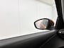 Peugeot e-2008 SUV EV Active 50 kWh 136pk | Navigatie via Apple Carplay / Android Auto | Climate Control | Cruise Control | Parkeersensoren | Bluetooth | DAB+ radio | Keyless start | Automatisch dimlicht | Regensensor | Multifunctioneel lederen stuurwiel | 16" lichtmetalen velgen |