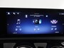 Mercedes-Benz A-klasse 180 Star Edition AMG Line | Night | Panoramadak | Sfeerverlichting | MULTIBEAM LED | Stoelverwarming | Sfeerverlichting |