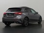 Mercedes-Benz A-klasse 180 Star Edition AMG Line | Night | Panoramadak | Sfeerverlichting | MULTIBEAM LED | Stoelverwarming | Sfeerverlichting |