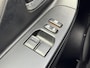 Toyota Yaris 1.0 VVT-i NL-AUTO 1E-EIG DEALER-OND 5-DEURS AIRCO RADIO/CD  TREKHAAK ALL-SEASON