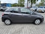 Toyota Yaris 1.0 VVT-i NL-AUTO 1E-EIG DEALER-OND 5-DEURS AIRCO RADIO/CD  TREKHAAK ALL-SEASON