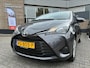 Toyota Yaris 5-DEURS NL-AUTO 1E-EIG DEALER-OND 5-DEURS AIRCO RADIO/CD  TREKHAAK ALL-SEASONS