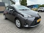 Toyota Yaris 5-DEURS NL-AUTO 1E-EIG DEALER-OND 5-DEURS AIRCO RADIO/CD  TREKHAAK ALL-SEASONS