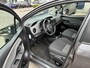 Toyota Yaris 5-DEURS NL-AUTO 1E-EIG DEALER-OND 5-DEURS AIRCO RADIO/CD  TREKHAAK ALL-SEASONS