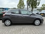 Toyota Yaris 5-DEURS NL-AUTO 1E-EIG DEALER-OND 5-DEURS AIRCO RADIO/CD  TREKHAAK ALL-SEASONS