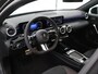 Mercedes-Benz A-klasse 250 e Star Edition AMG Line | Panoramaschuifdak | Nightpakket | Sfeerverlichting | MULTIBEAM LED | Stoelverwarming | 19 inch Multispaaks |