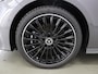 Mercedes-Benz A-klasse 250 e Star Edition AMG Line | Panoramaschuifdak | Nightpakket | Sfeerverlichting | MULTIBEAM LED | Stoelverwarming | 19 inch Multispaaks |