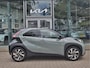 Toyota Aygo X 1.0 VVT-i S-CVT Envy CVT Automaat Navigatie | Climate Control | Draadloze oplader | Two Tone