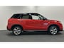 Suzuki Vitara 1.6 Rhino NAVI CRUISE CARPLAY ECC TREKHAAK STOELVERWARMING.